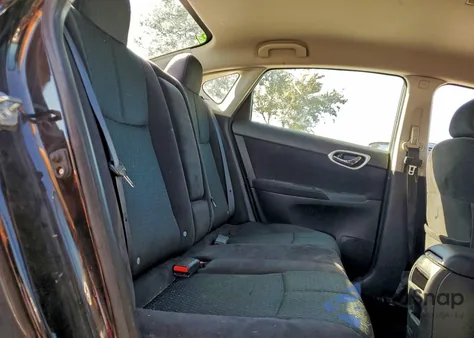 2015 Nissan Sentra S z USA, uszkodzony, nr VIN 3N1AB7AP9FY337173